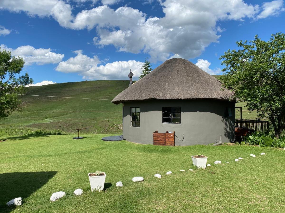 Khotso Lodge & Horse Trails Underberg Bagian luar foto