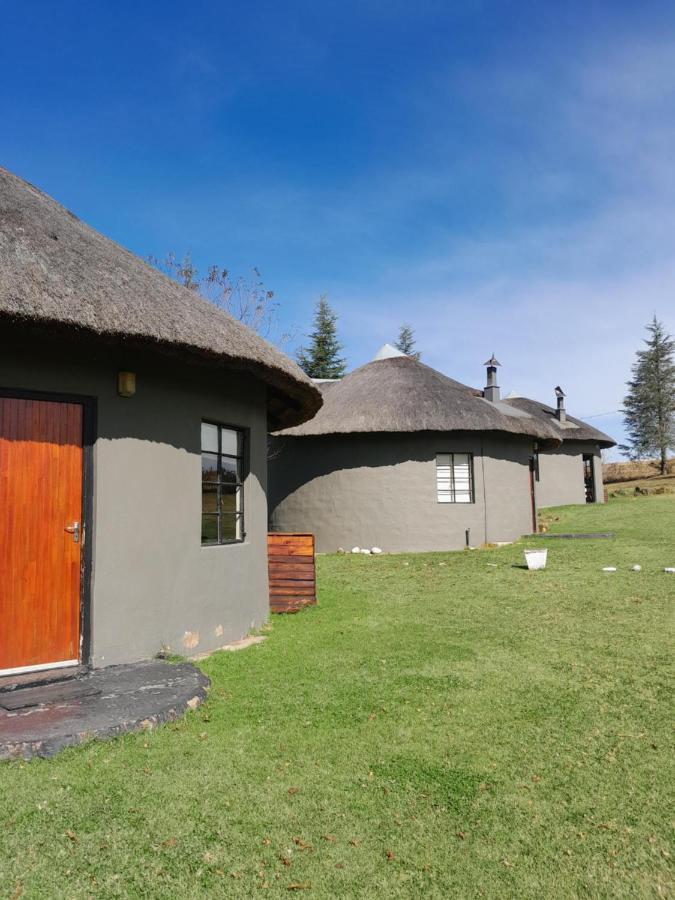 Khotso Lodge & Horse Trails Underberg Bagian luar foto