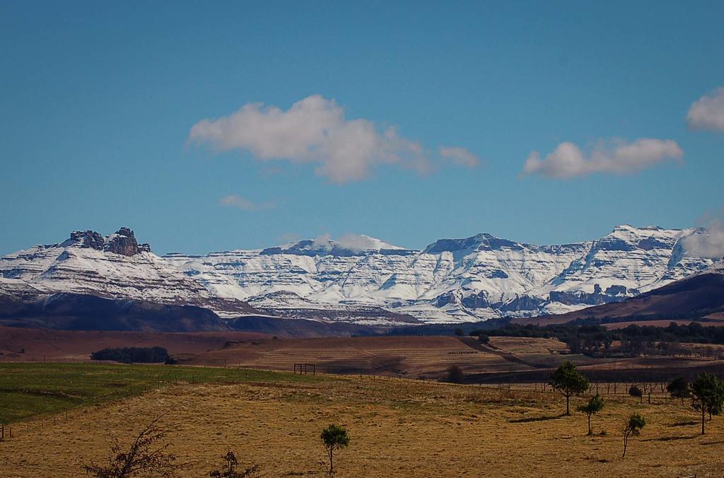 Khotso Lodge & Horse Trails Underberg Bagian luar foto